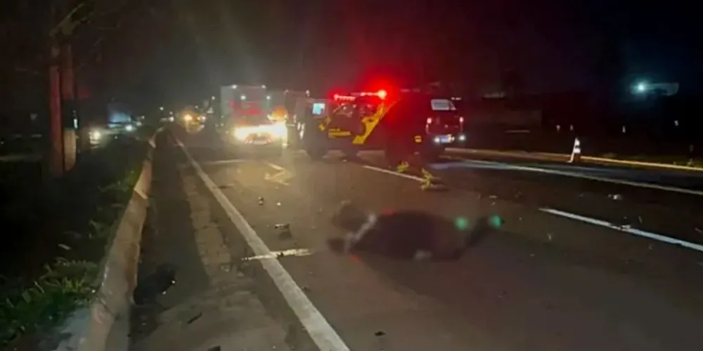 O motociclista sofreu ferimentos graves e morreu ainda no local