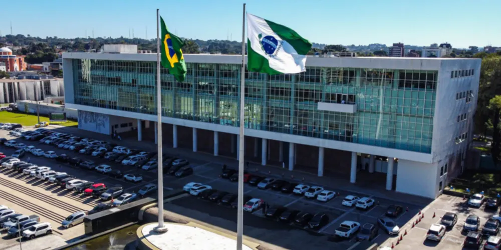Pré-candidatos a cadeiras no Palácio do Iguaçu devem oficializar candidaturas até 15 de agosto