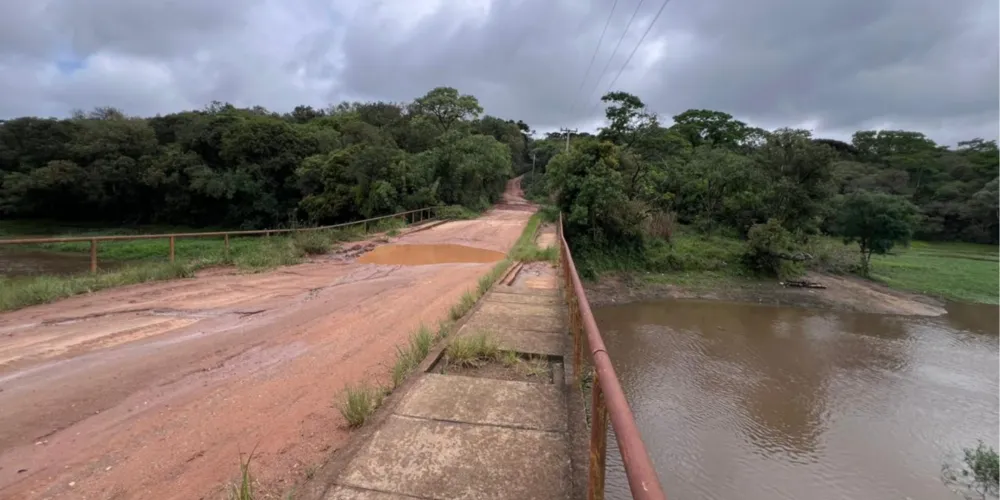 A Ponta Preta está localizada dentro do Parque Nacional dos Campos Gerais