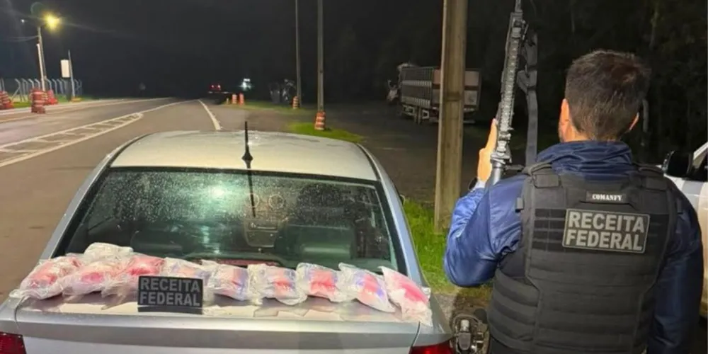 O condutor, de 31 anos, foi preso em flagrante