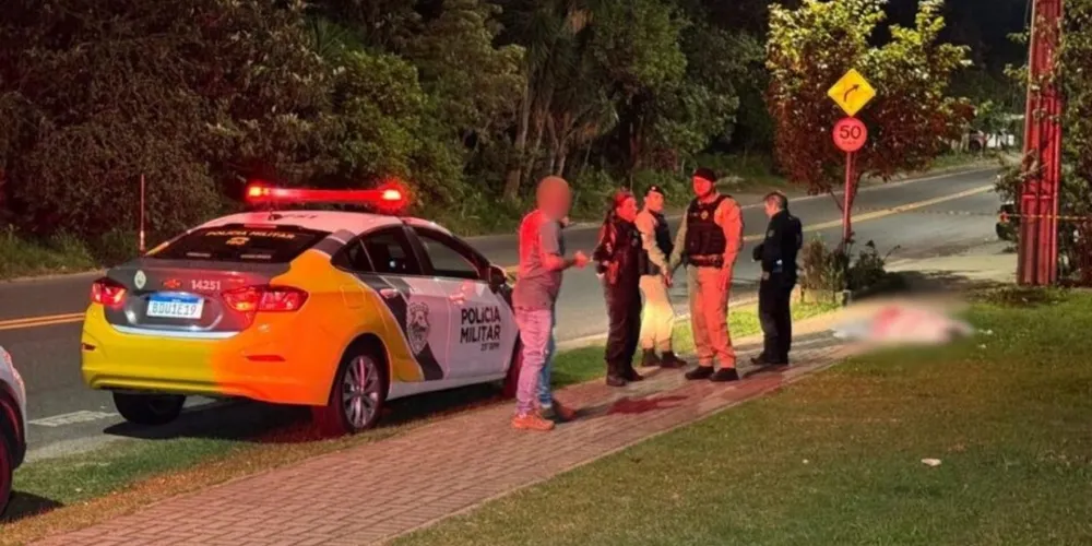 A Polícia Civil recebeu a informação de que a vítima poderia ter se desentendido com essas pessoas