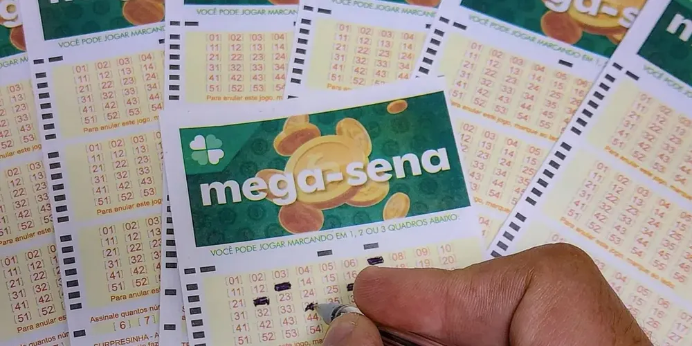 A aposta simples, com seis dezenas, custa R$ 6