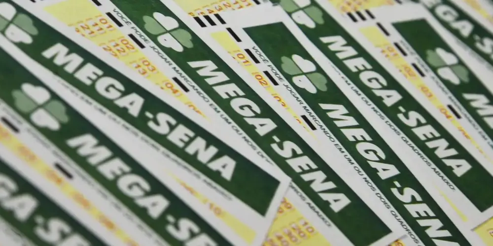 A aposta simples, com seis dezenas, custa R$ 6