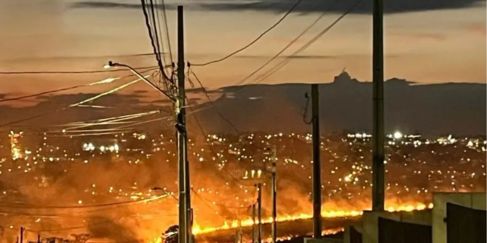Os três bombeiros foram encaminhados até a Upa Santana para avaliação médica