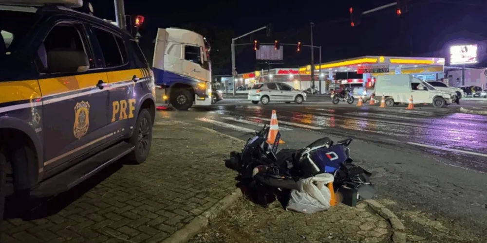 O motorista da Fiorino não se feriu