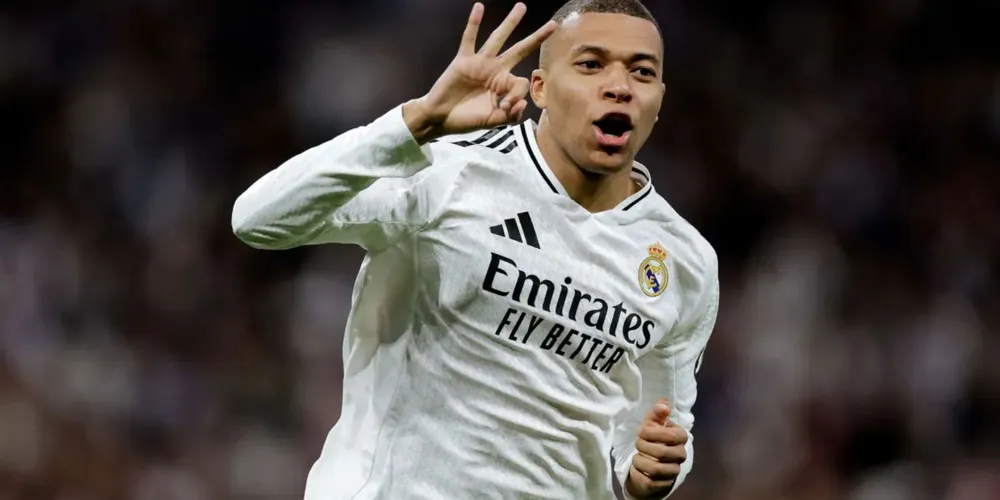 O celular apreendido com o suspeito tinha uma lista com endereços de cantores, jogadores e celebridades, incluindo Mbappé