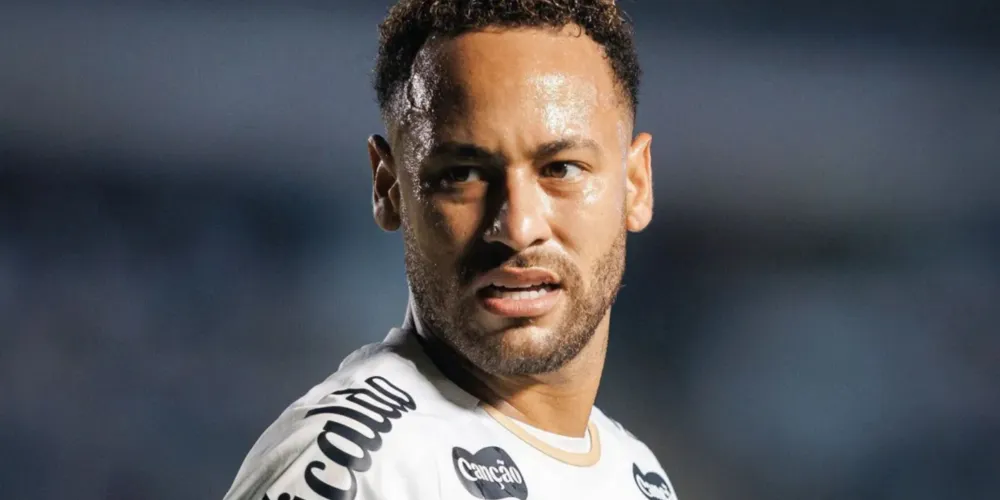 Neymar durante jogo do Santos