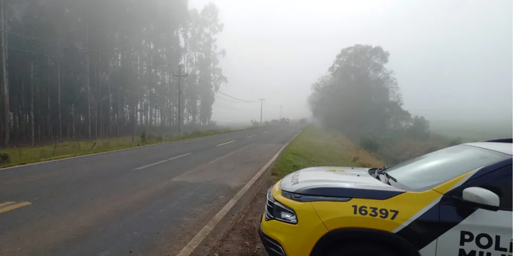 No momento da operação, o trecho apresentava neblina, exigindo atenção redobrada dos motoristas
