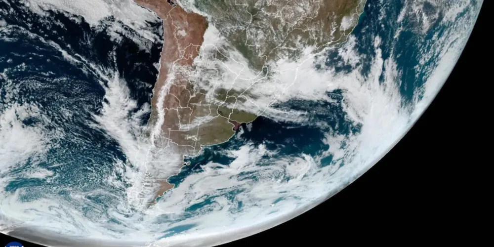 Nuvens no Sul do Brasil neste domingo (30)