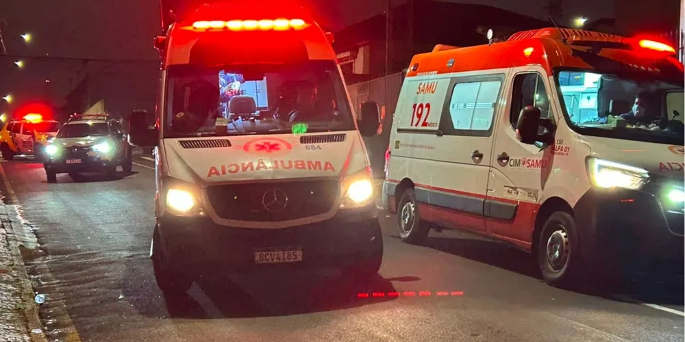 O jovem foi encaminhado ao Hospital Universitário Regional dos Campos Gerais