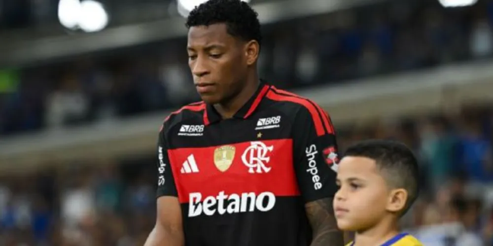Gonzalo Plata durante partida do Flamengo contra o Cruzeiro, no Mineirão, pela Libertadores