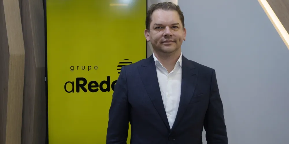 César Bochenek  em visita ao Portal aRede
