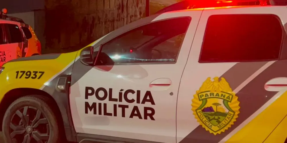 Para evitar o linchamento, a mulher precisou ser escoltada pela PM.