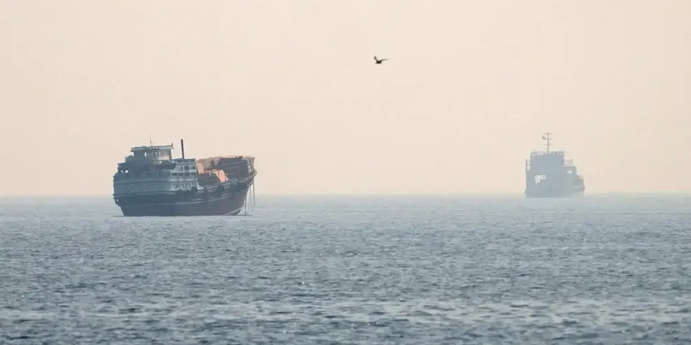 Trump reafirmou que seguirá com a ideia de manter um “bloqueio completo” para embarcações que tenham, como origem ou destino, portos iranianos