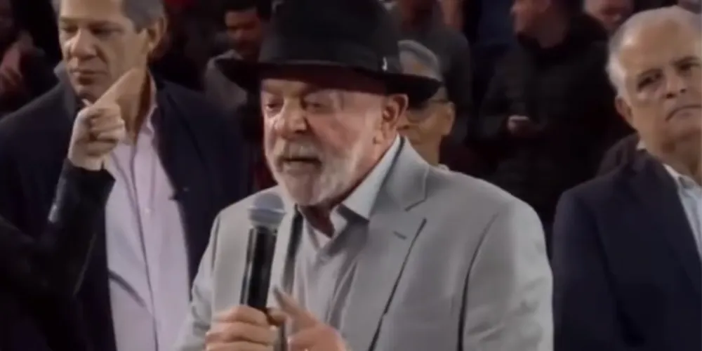 O presidente do Brasil, Luiz Inácio Lula da Silva (PT), em convenção do Partido dos Trabalhadores