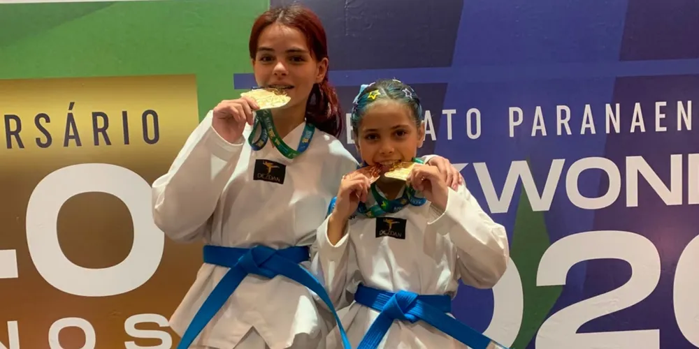 As duas atletas fazem parte de um projeto social desenvolvido em Ponta Grossa, que incentiva crianças e adolescentes por meio da prática do taekwondo, promovendo inclusão, disciplina e desenvolvimento esportivo