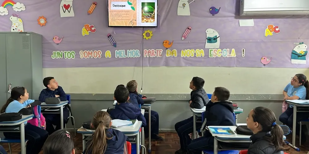 A videoaula do Vamos Ler foi o ponto de partida para reflexões da turma sobre consumo consciente e hábitos responsáveis