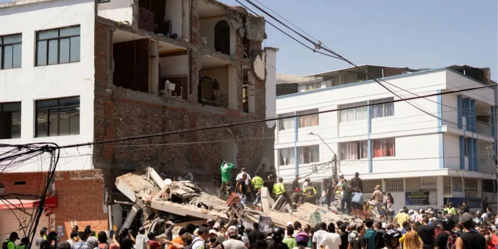 O tremor de magnitude 7,4 atingiu a principal região cafeeira da Colômbia na manhã de segunda-feira (10), deixando pelo menos 132 mortos