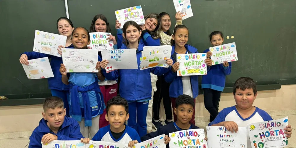 Educandos puderam criar seus próprios 'Diário da Horta'