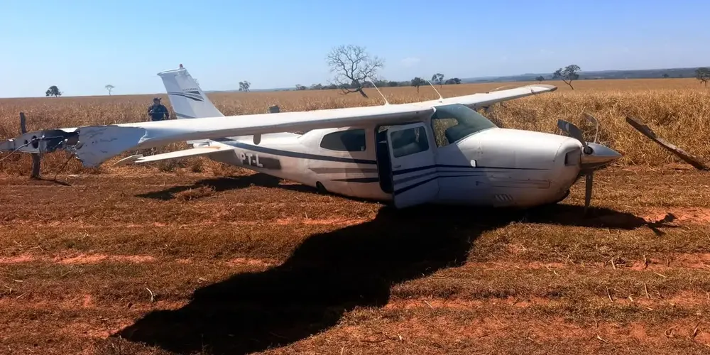 O avião realizou um pouso forçado a cerca de 200 km ao norte de Campo Grande (MS)