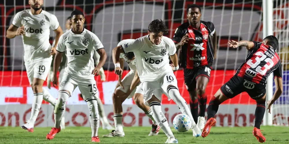 Com o resultado, o Vitória sobe para a 12ª posição, com 29 pontos, um a menos do que o próprio Botafogo