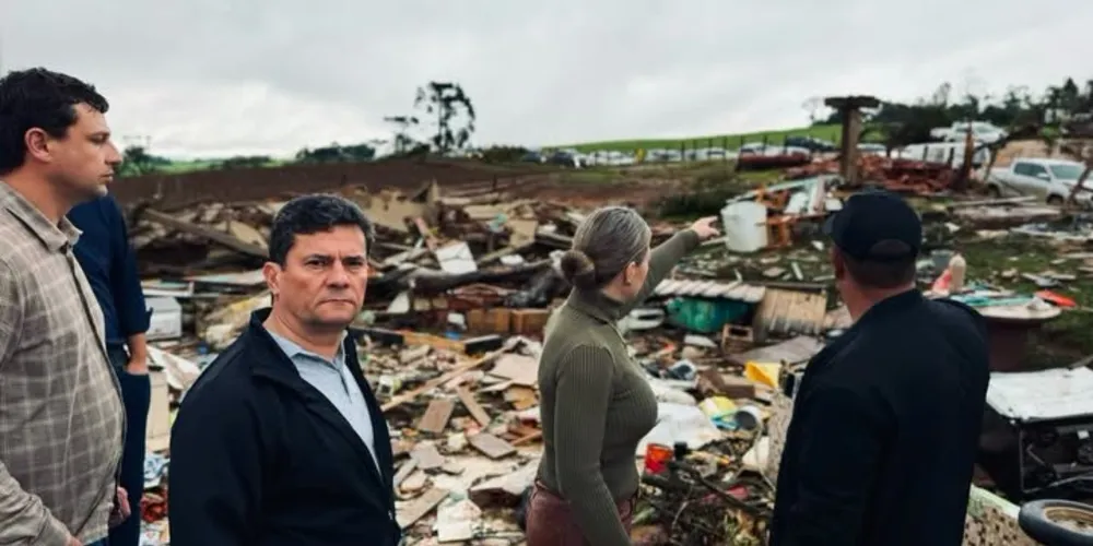 Sergio Moro visitou os locais afetados pelo tornado