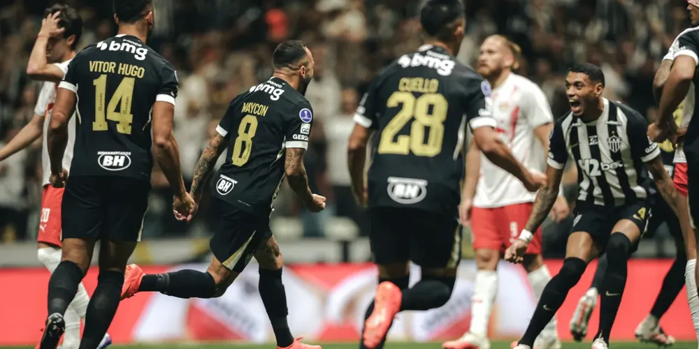 Maycon comemora gol no confronto entre Atlético-MG e Red Bull Bragantino no jogo de volta das oitavas da Copa Sul-Americana