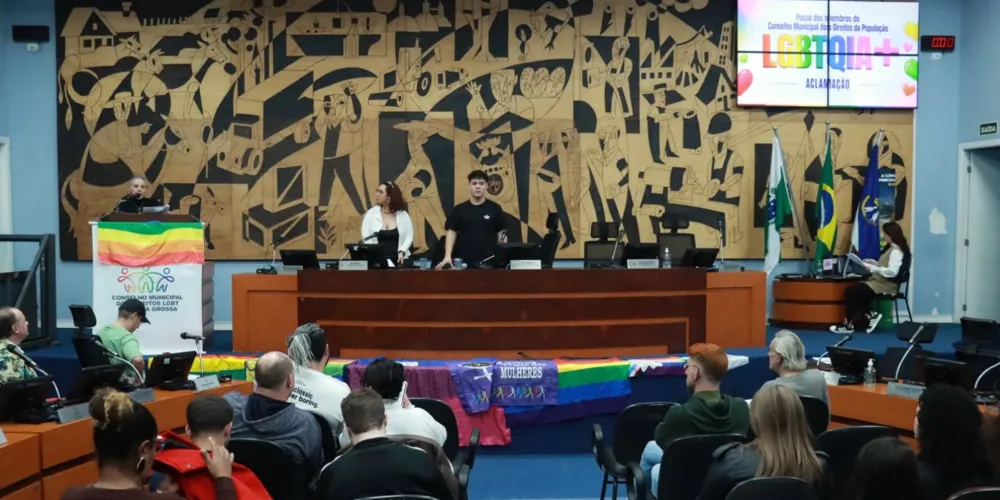 Evento de posse foi sediado na Câmara Municipal