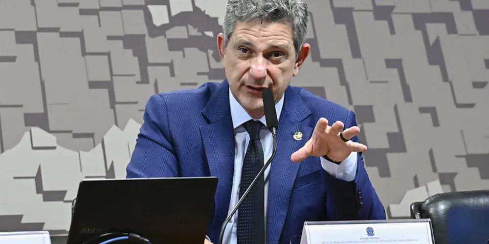 Ex-líder do PT no Senado, Rogério Carvalho vai relatar a PEC da Segurança Pública na CCJ do Senado