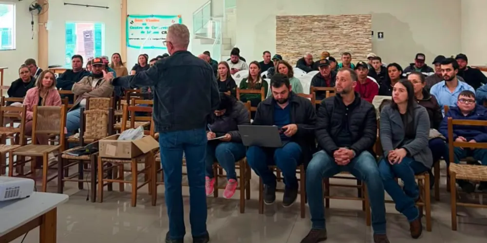 Encontro apresentou informações e projetos voltados ao fortalecimento da agricultura no município