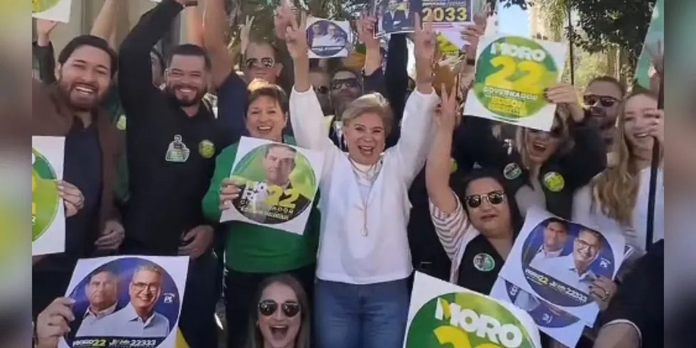 Elizabeth aparece convidando apoiadores