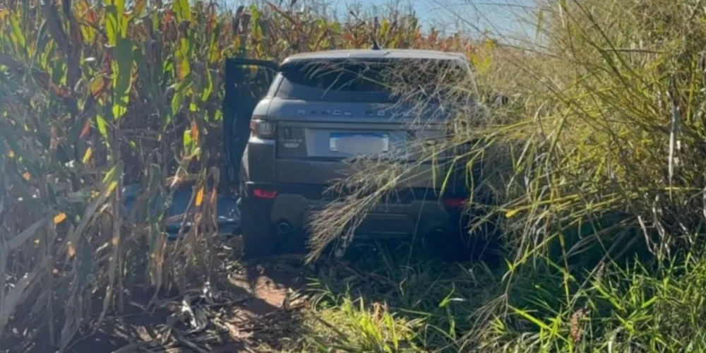 Veículo da vítima foi localizado por um funcionário em meio à vegetação na zona rural de Arapongas