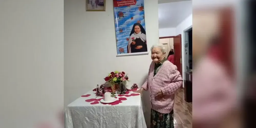 Quando completou 100 anos, Lazara recebeu uma bênção apostólica enviada pelo então papa Francisco