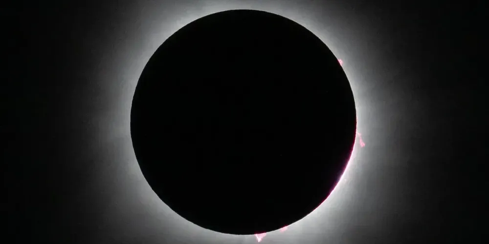Eclipse solar acontece no dia 12 de agosto