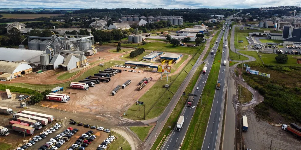 Distrito Industrial concentra a produção de segmentos que lideram as vendas externas no Paraná