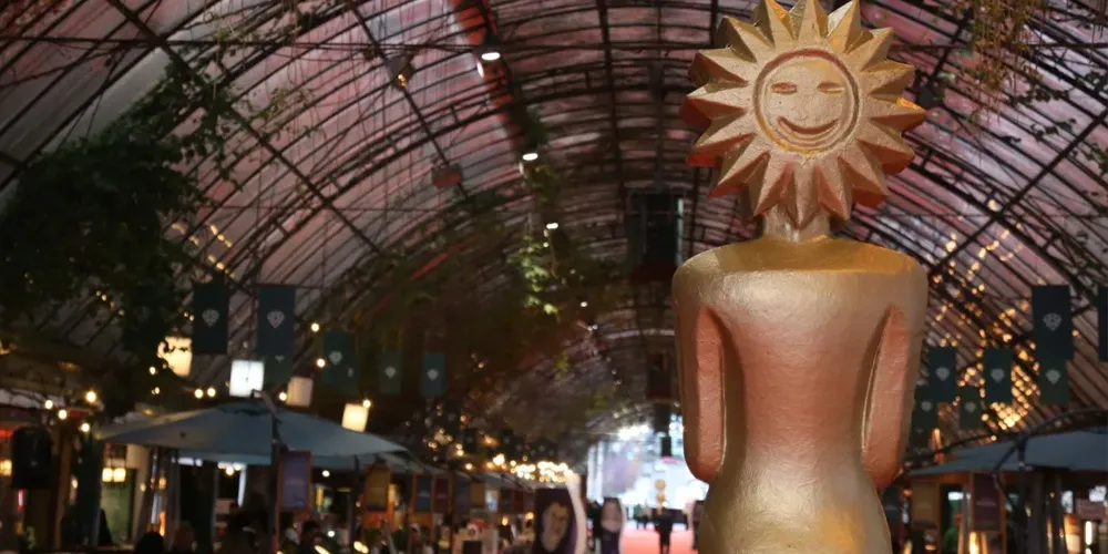 Premiação do Festival de Cinema de Gramado 2026 acontece neste sábado (22)