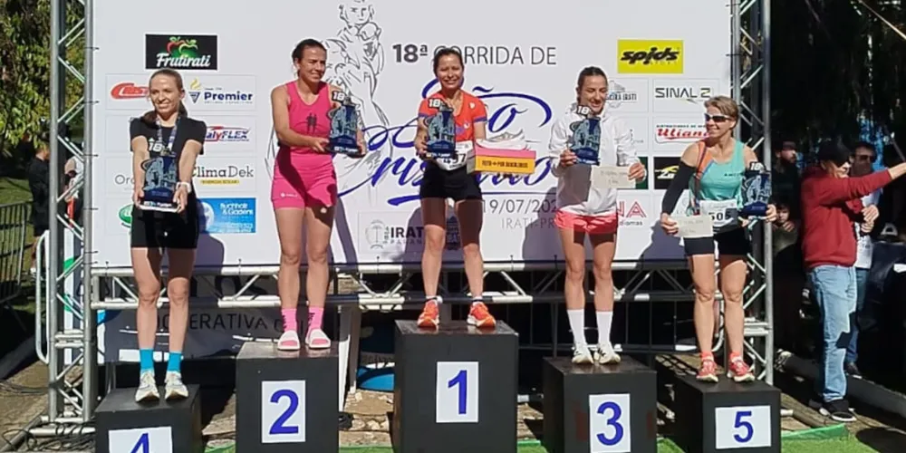 Sandra subiu ao lugar mais alto do pódio neste domingo (19)