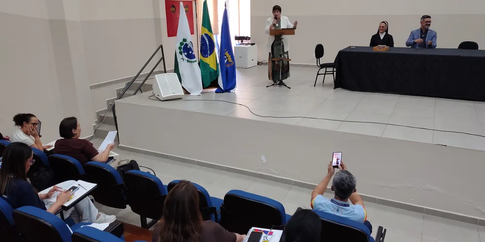 Colegiado busca debater políticas e ações sobre o tema na cidade, além de auxiliar no planejamento sobre o futuro da educação em Ponta Grossa
