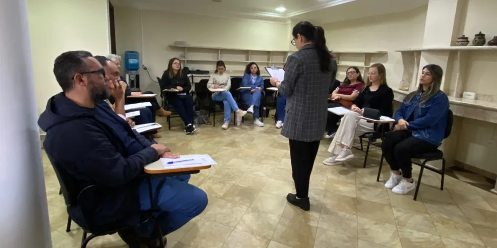 Primeiros profissionais receberam integração nesta terça