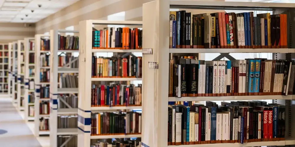 O MEC Livros registra mais de 1 milhão de usuários, 618.677 empréstimos virtuais e 384 mil horas de leitura