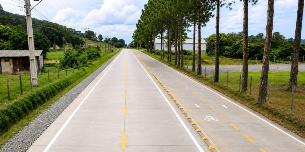 Obra prevê pavimentação em concreto de 2,4 quilômetros