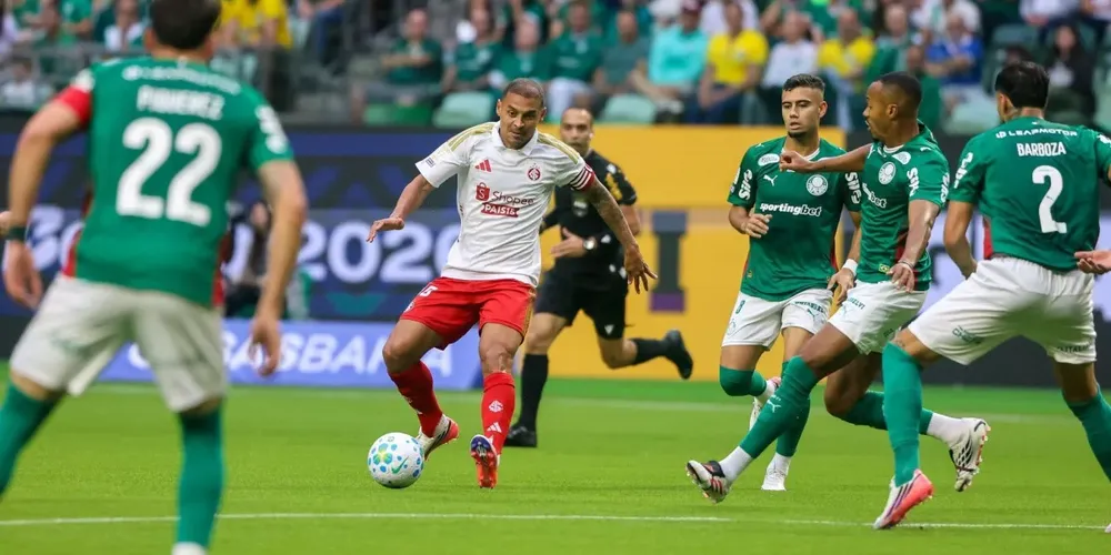 O jogo foi realizado neste domingo (09)
