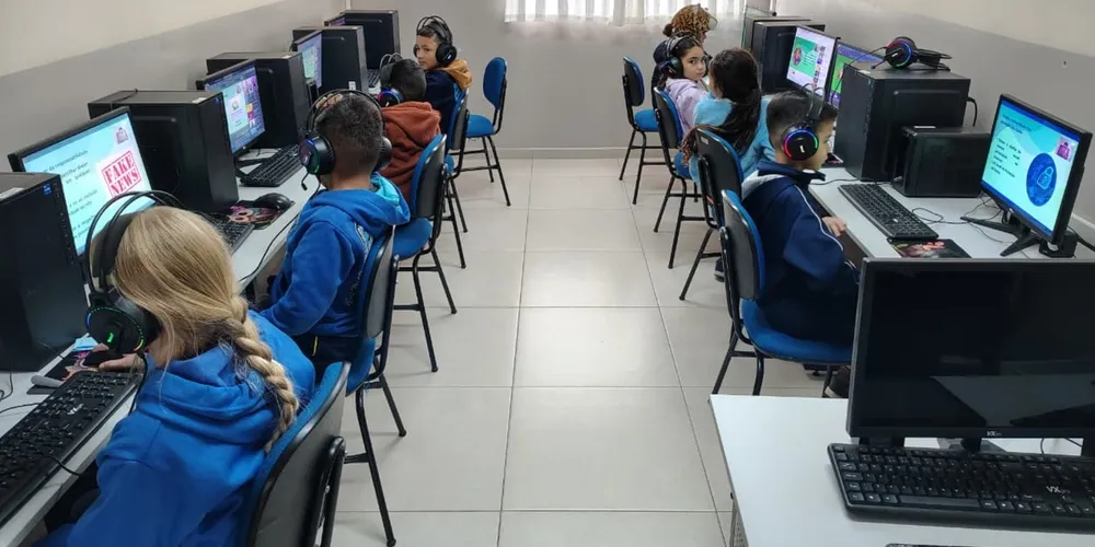 Projeto de Letramento Digital atende crianças e adultos com deficiência intelectual da APAM e da Assarte