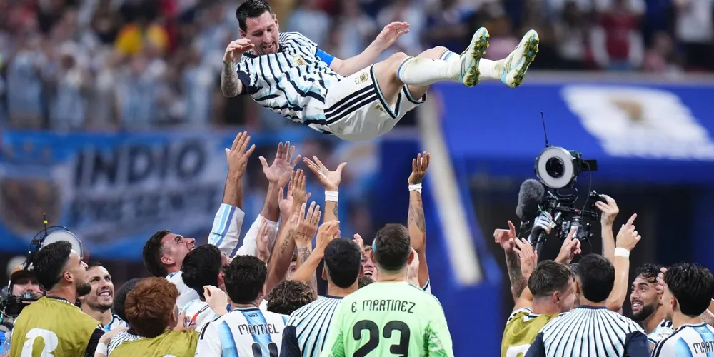 O feito ajuda a consolidar a geração liderada por Messi, que está em sua sexta Copa do Mundo