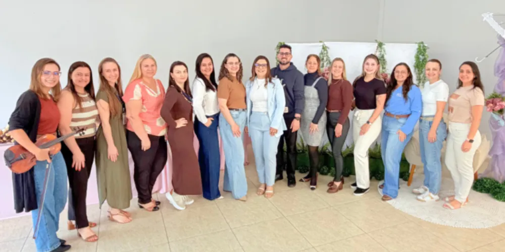 A Secretaria Municipal de Educação de São Mateus do Sul escolheu o Dia do Coordenador Pedagógico para homenagear os profissionais