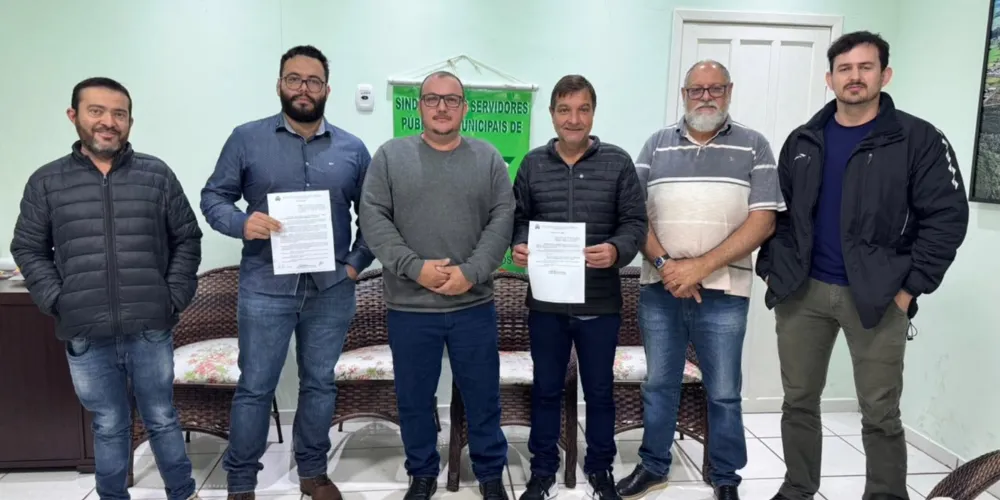 Encontro reuniu o secretário de Governo Reinaldo Vicentin, o assessor de gabinete Douglas Delfino, o assessor jurídico Fábio Subtil, o contador Paulo Sérgio Machado e o Presidente do Sindserv, Isaac Franco Biscaia