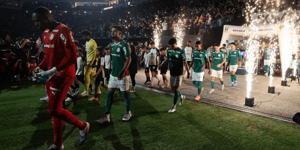 Palmeiras lidera o Brasileirão