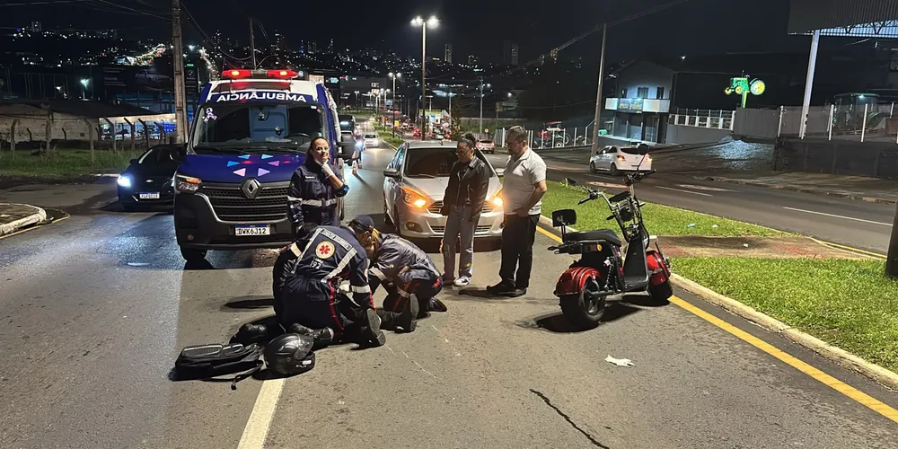 Uma equipe do Departamento de Estradas de Rodagem (DER) / Resgate que passava pelo local no momento do acidente realizou os primeiros atendimentos