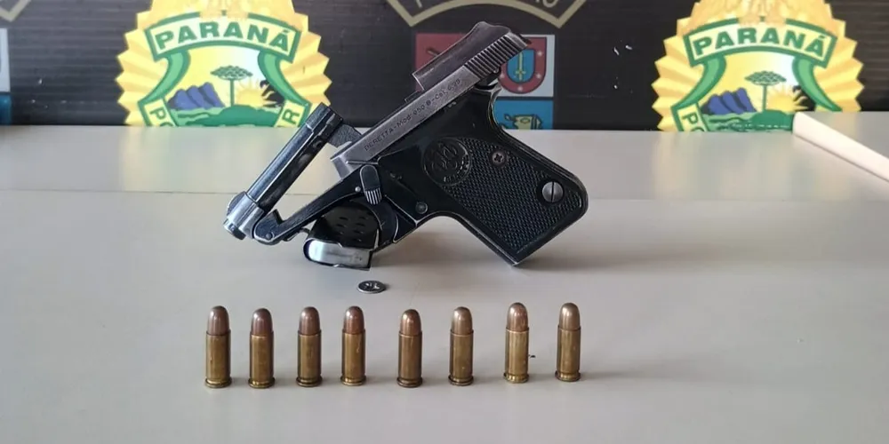 Diante da situação, o homem foi preso e encaminhado, juntamente com a arma e as munições apreendidas, à 13ª Subdivisão Policial (13ª SDP)