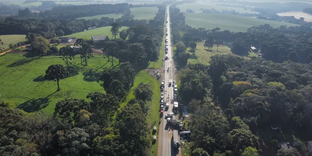 Não há previsão de liberação da pista